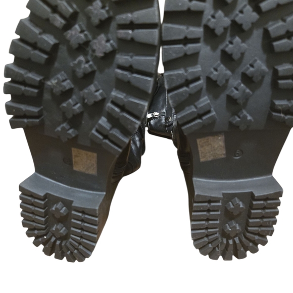 Women’s Black Quilted Utility Pocket Boots Lug Sole Chunky Platform Combat Style - Picture 5 of 5